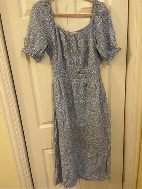 Light Blue Puff Sleeve Midi Dress with Smocked Waist and Pockets